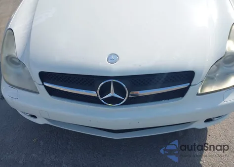 2008 Mercedes-Benz Cls 550 z USA, uszkodzony, nr VIN WDDDJ72X58A119580